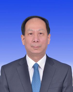 石泰峰官方玉照.jpg